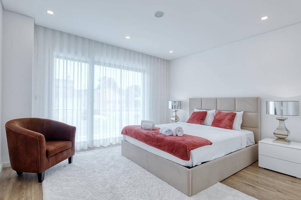 Vita Portucale|Chic Luxe Villa w/ Saltwater Pool in Corroios, Halbinsel von Setúbal