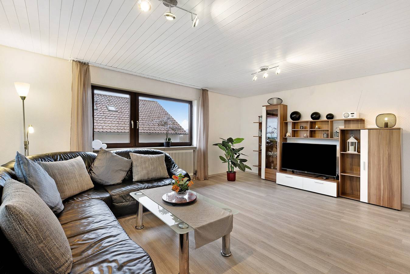 Ganze Wohnung, Ferienwohnung Lilie, 90qm, 3 Schlafzimmer, max. 5 Personen in Münsingen, Neckar-Alb