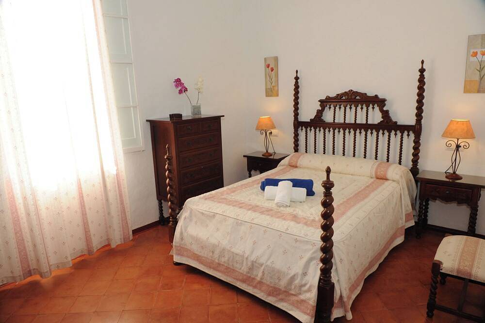 Alpara Menorca in Ciutadella, Minorque