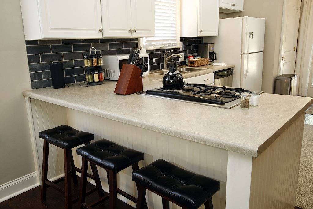 Jefferson Blue Door ...... Charmantes renoviertes Cottage in Midtown in Memphis, Tennessee