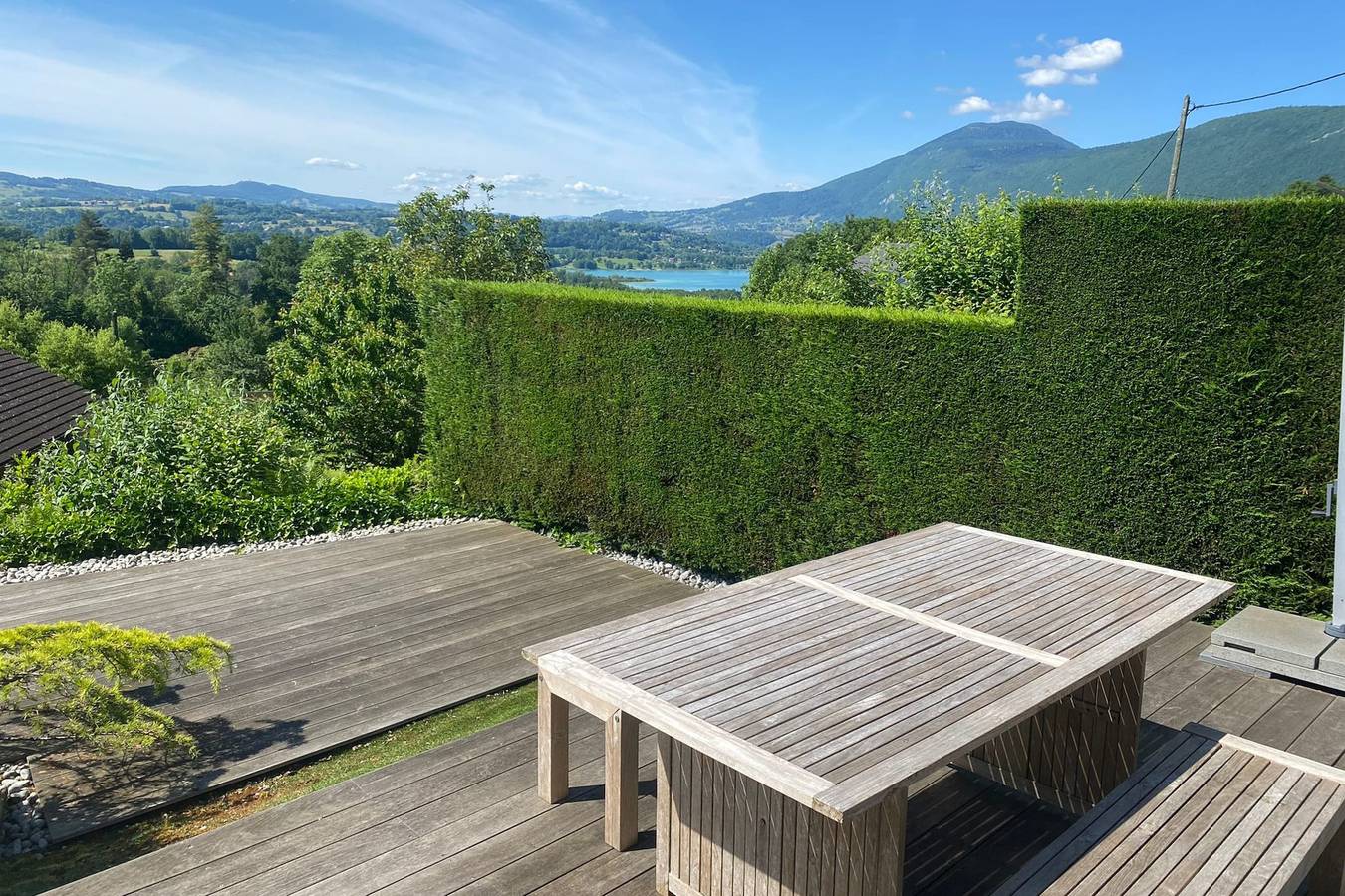 Belle Villa avec piscine et vue Lac in Attignat-Oncin, Région de Chambéry