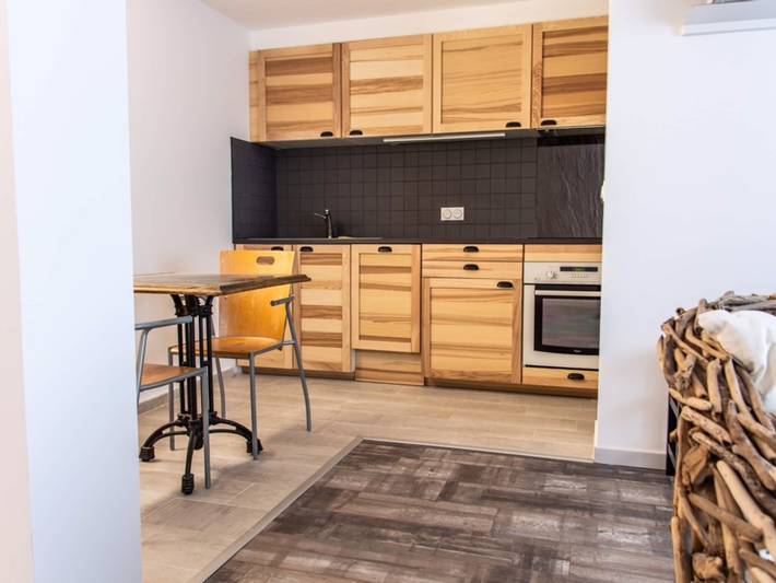 Ganze Wohnung, Schönes T2 in Balaruc-les-Bains mit Balkon, WiFi und Haustieren Erlaubt in Balaruc-les-Bains, Mittelmeerküste (Frankreich)