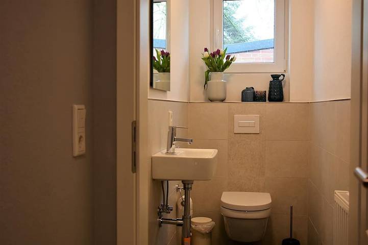 Ganze Wohnung, 5 Sterne Luxus FeWo Albatros direkt am Golfplatz mit eigener Garage und Terrasse in Wiesmoor, Landkreis Aurich