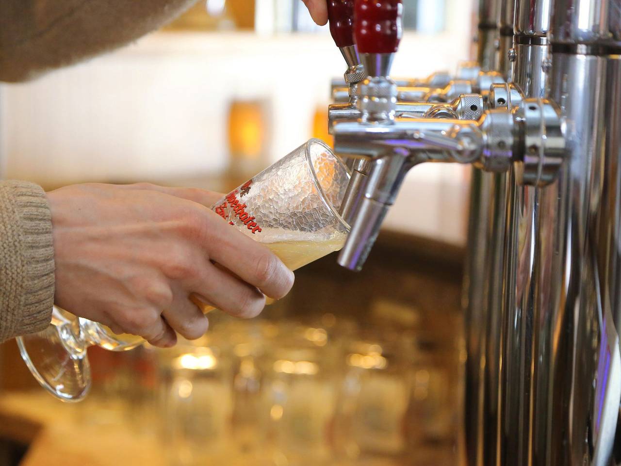 Schwechaterhof - Zweibettzimmer, Dusche oder Bad, Wc, 1 Schlafraum in Steyr, Steyr-Kirchdorf