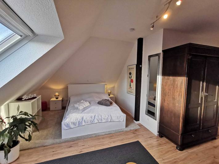 Ferienwohnung für 4 Personen, mit Seeblick und Garten, kinderfreundlich in Rüdeheck