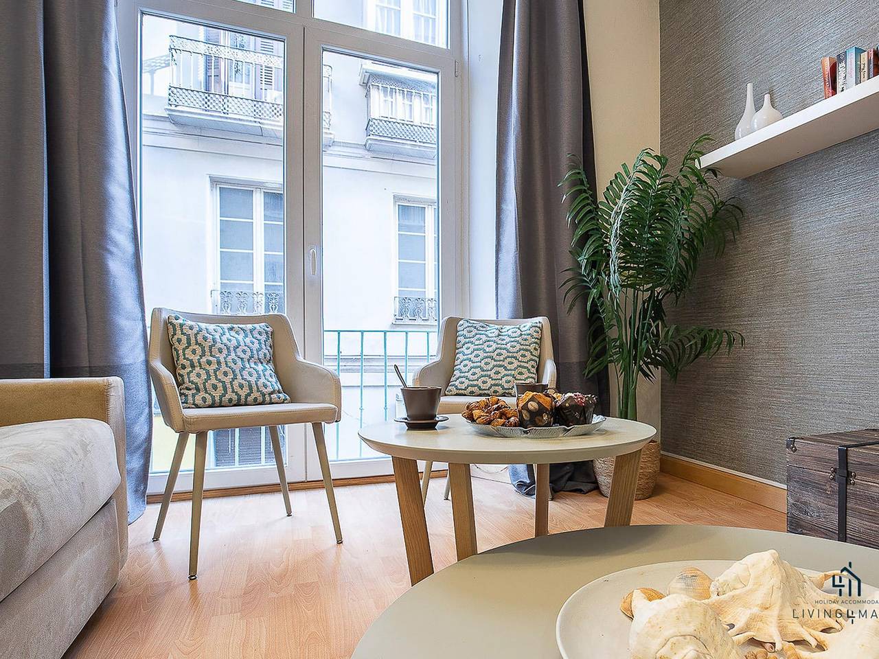 Entire holiday apartment, Alamos 40 Living4malaga in Malaga Centro Historico, Malaga