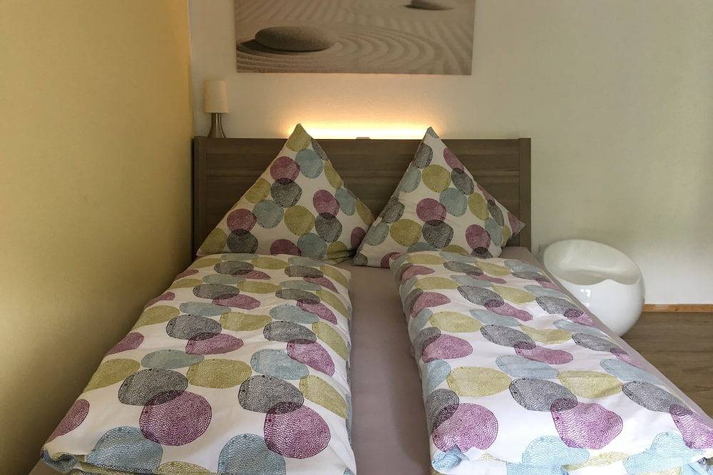 Ganze Wohnung, Casa Alma - Luxuswohnung mit Terrasse, Whirlpool, Sauna, Kamin, W-Lan - Whg. C in Neuenweg, Kleines Wiesental