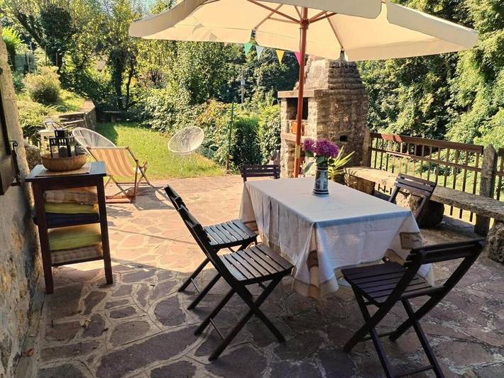 Location de vacances pour 11 personnes, avec terrasse et jardin, animaux acceptés à San Giovanni Bianco