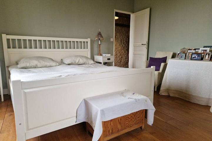 Location de vacances pour 9 personnes, avec jardin et terrasse dans La Tour-Blanche-Cercles - 2