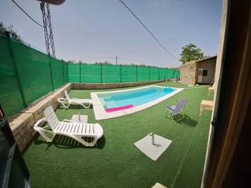Casa rural para 10 personas, con piscina en Pruna