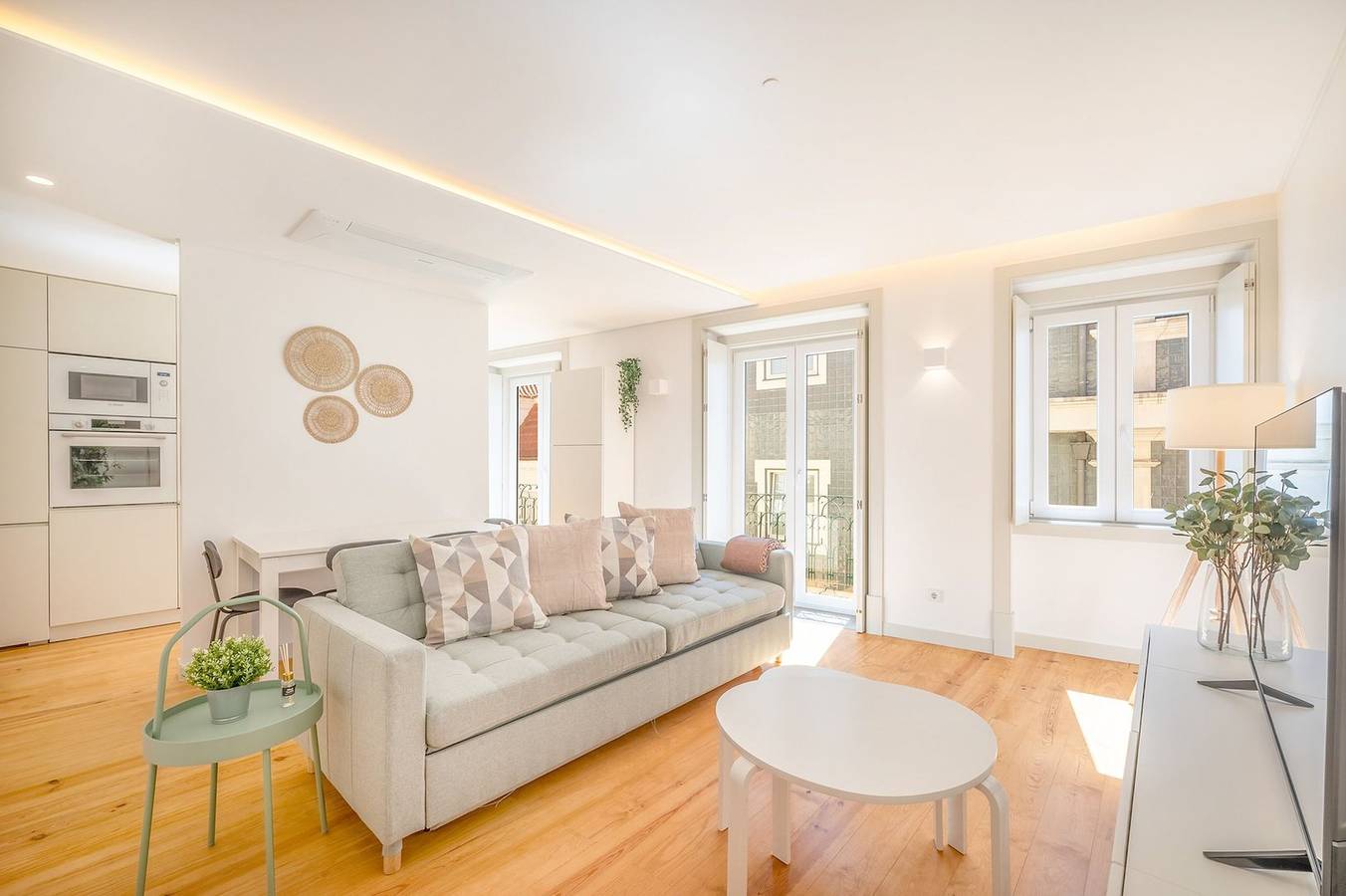 Holiday apartment in Lisbon from £223 per night