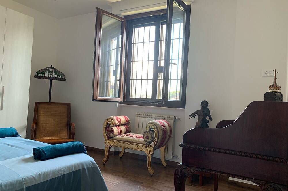 Entire apartment, Cozy apartment 2 steps from Rome finely renovated and equipped in Marino, Parco Regionale dei Castelli Romani