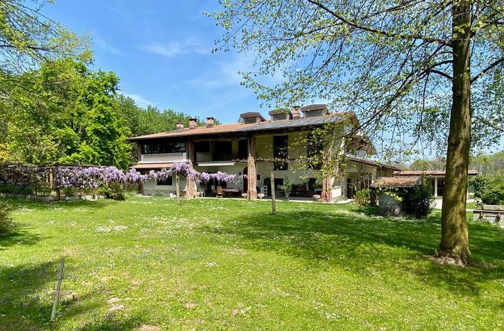Gîte pour 2 personnes, avec Balcon et Terrasse ainsi que Jardin et Vue à Peveragno