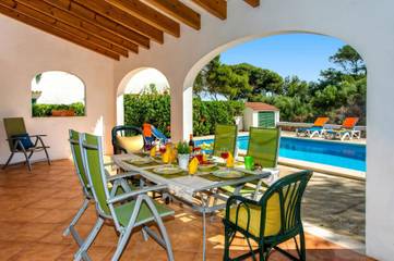 Vacation Rental for 6 Guests in Cala Blanca, Ciutadella, Picture 2