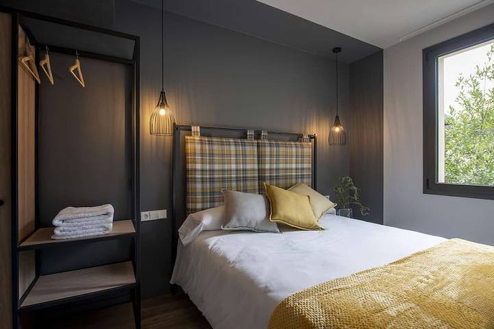 Ganze Wohnung, Apartment with views to Montserrat in Monistrol de Montserrat, Barcelona Binnenland