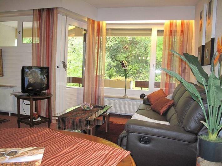 Ferienwohnung für 2 Personen, mit Garten und Balkon in Bad Bellingen - 2