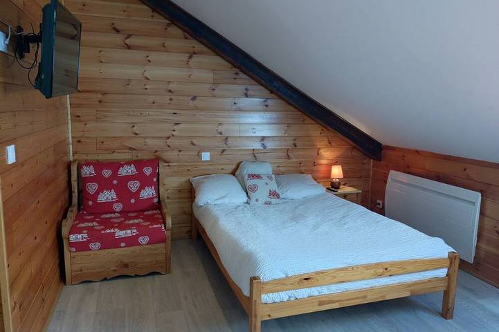 Gîte pour 6 personnes, avec piscine, animaux acceptés à Montclar - 3