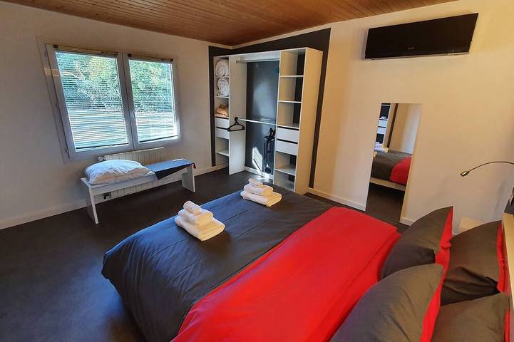 Gîte pour 4 personnes, avec jardin ainsi que jacuzzi et terrasse à Saint-Vincent-de-Tyrosse - 3