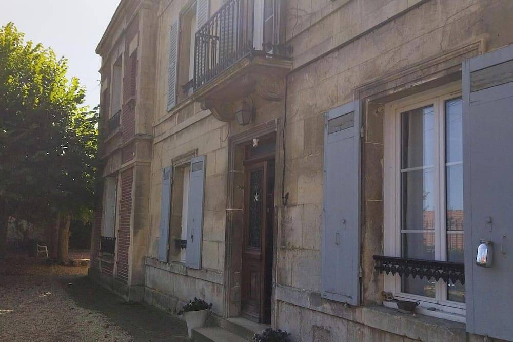 Chambre d Hôte Chez Aude et Xavier in Lévignen, Río Oise