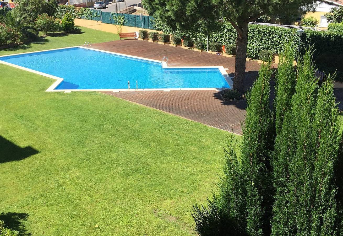 Entire apartment, Magnificent Modern Duplex Apartment in l'Escala, Upper Empordà