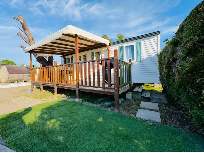 Camping pour 8 personnes, avec jardin et jacuzzi dans Côte d’Émeraude - 2
