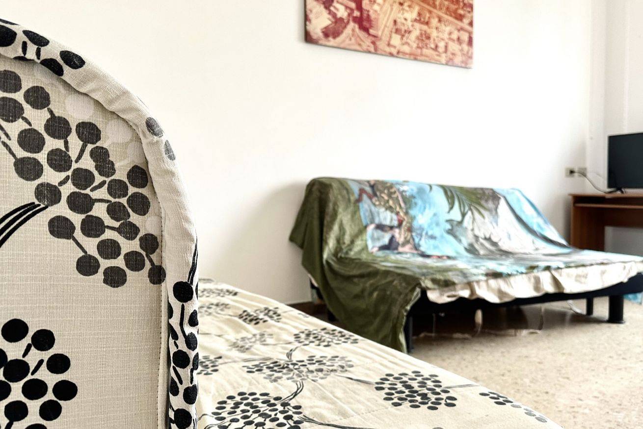 Entire apartment, Se091 - Senigallia, three-room apartment with balcony near the sea in Senigallia, Senigallia (Municipality)