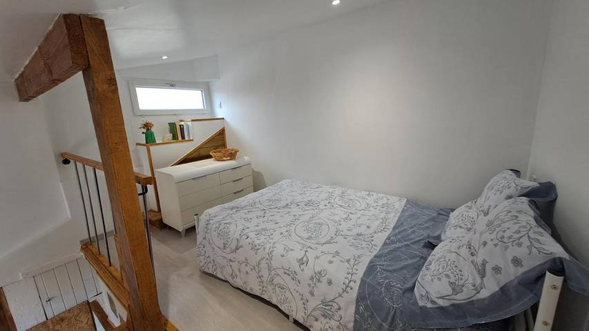 Gîte pour 2 personnes, avec Terrasse ainsi que Jardin et Piscine à Rosiers-d'Égletons - 3