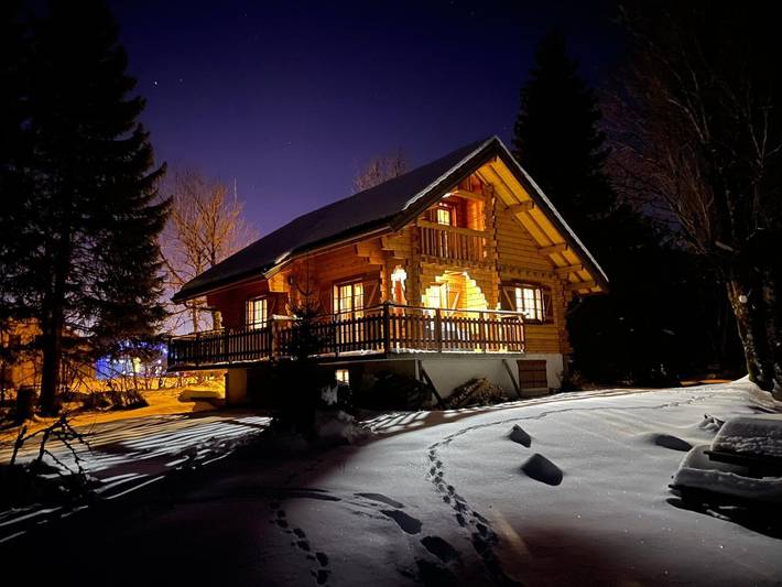 Gîte pour 6 personnes, avec Balcon ainsi que Terrasse et Jardin