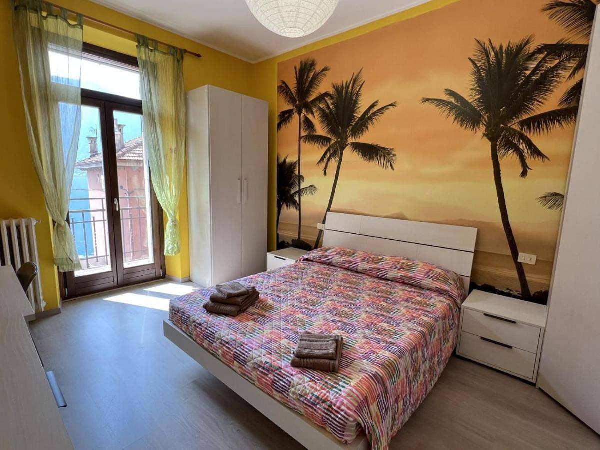Ganze Wohnung, Casa Mauro, Lake View and Garage! in Colonno, Comer See