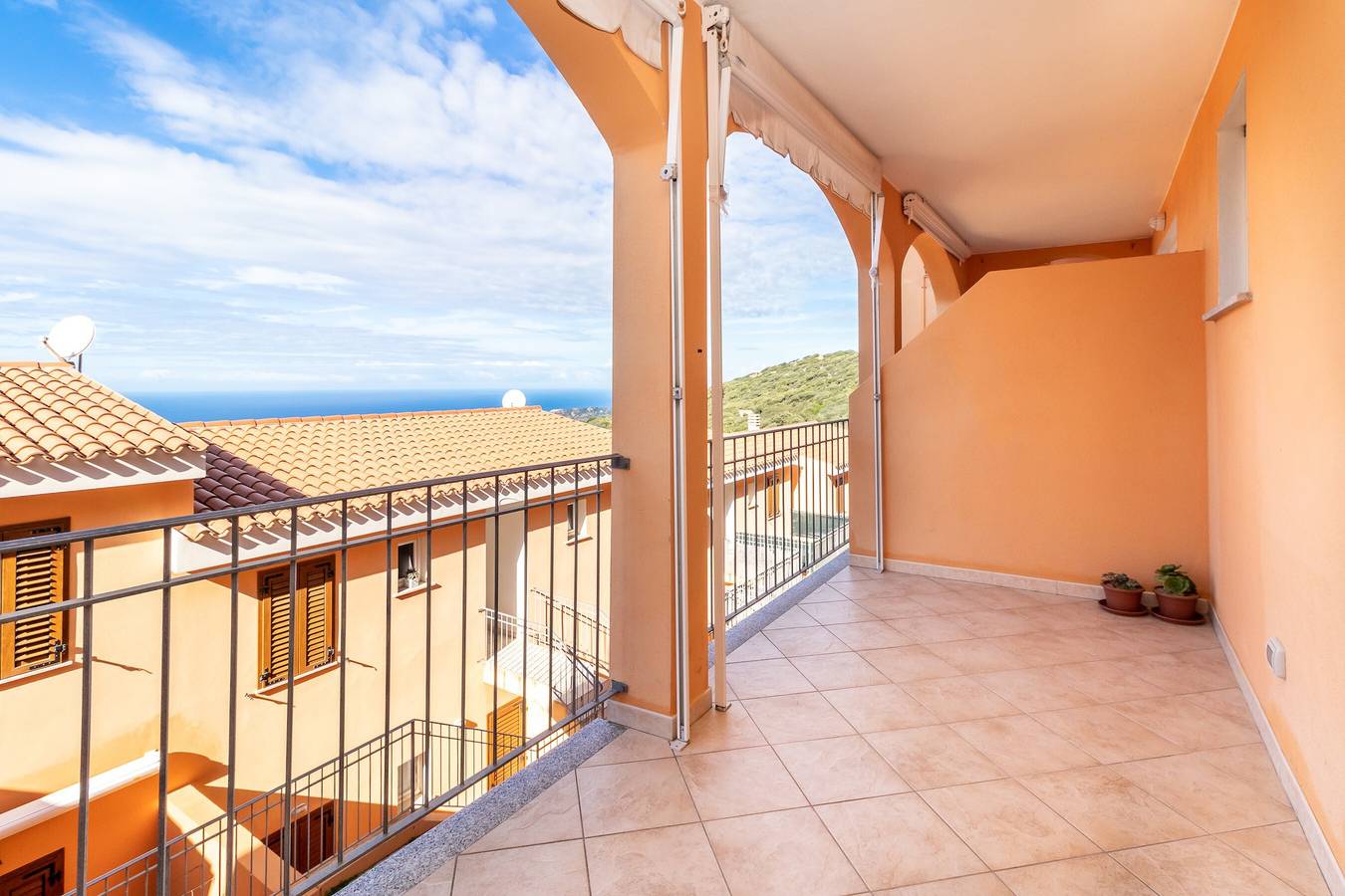 Ferienhaus "Frisaia F3" mit Pool, privater Terrasse und Klimaanlage in Trinità d'Agultu e Vignola (Borgo), Trinità d'Agultu e Vignola und Umgebung