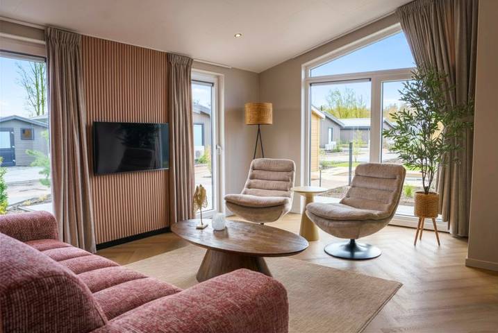 Location de vacances pour 6 personnes, avec vue sur le lac et sauna ainsi que terrasse et jardin à Veldhoven - 2