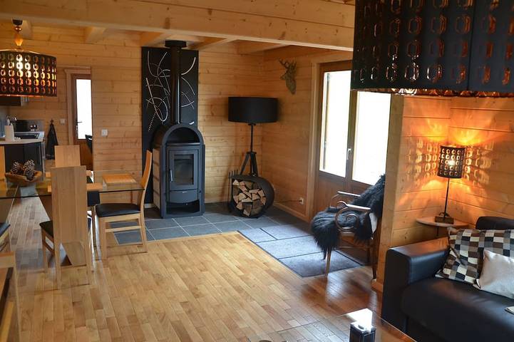 Gîte pour 6 personnes, avec jacuzzi ainsi que jardin et sauna à Anould - 3