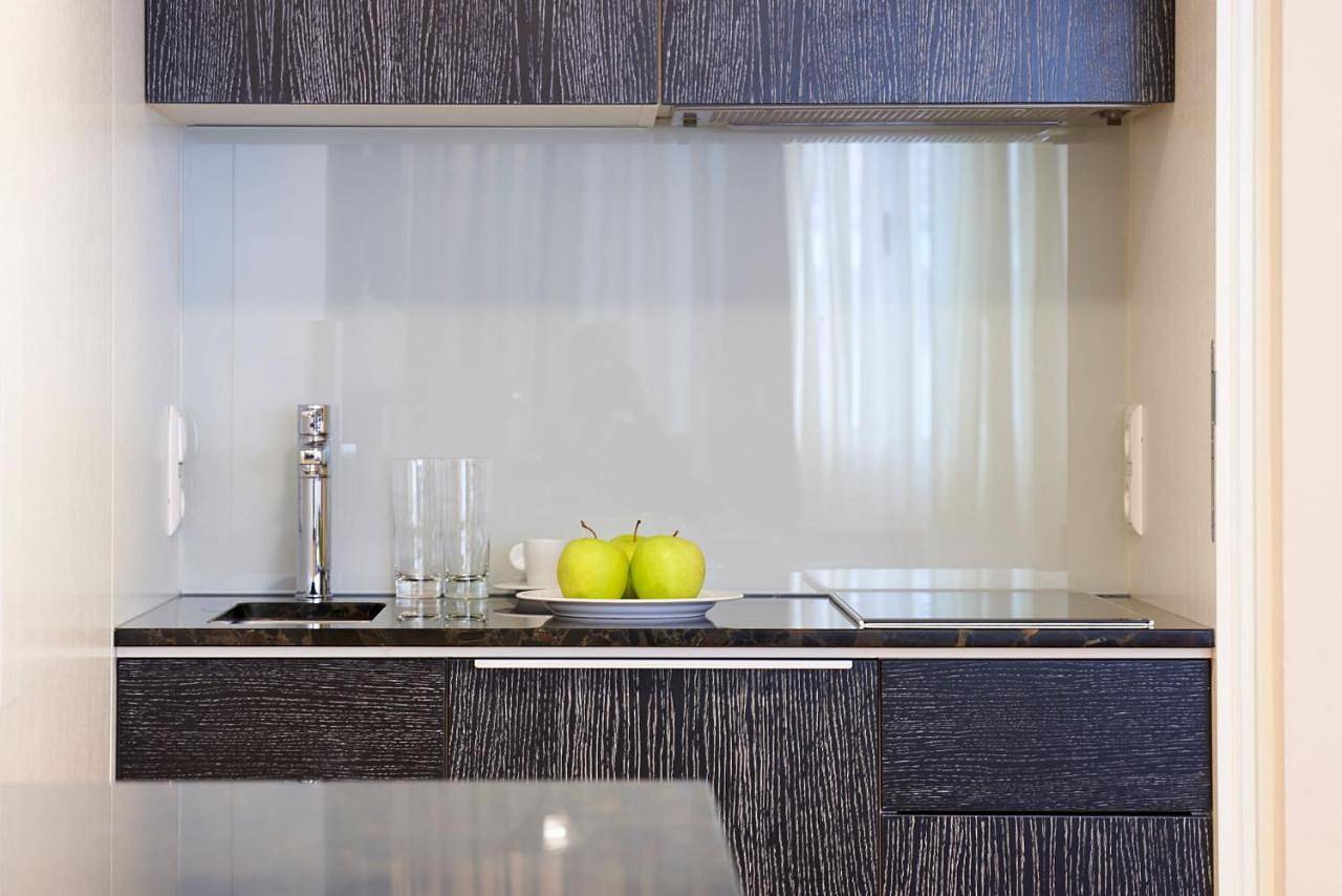 Three-Bedroom Penthouse Apartment with Terrace and City View in Wien Innenstadt, Wien