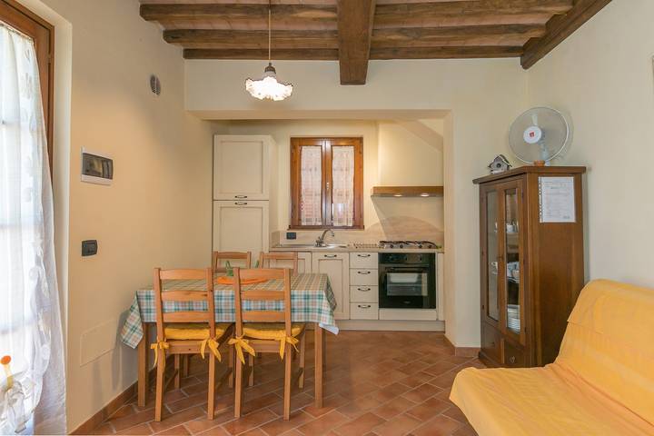 Agriturismo "Mimosa" con giardino condiviso e Wi-Fi in Santa Luce, Costa degli Etruschi
