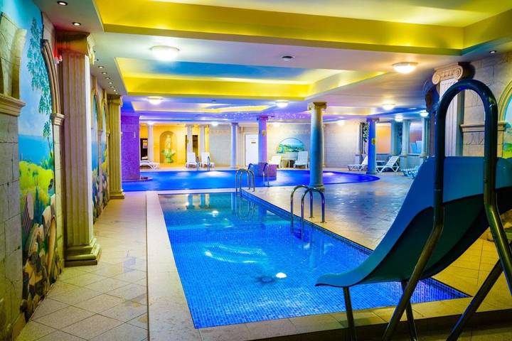 Hotel dla 4 osób, z Ogród i Basen oraz Sauna w Przemyśl