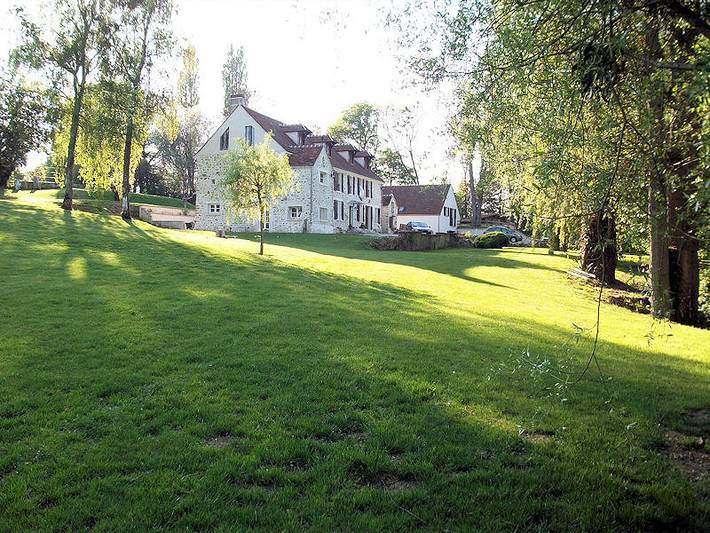 Chambre d’hôte pour 11 personnes, avec jardin dans Seine-et-Marne - 2