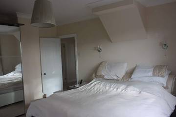 Holiday Home for 8 People in Cardiff, Cardiff region, Photo 2