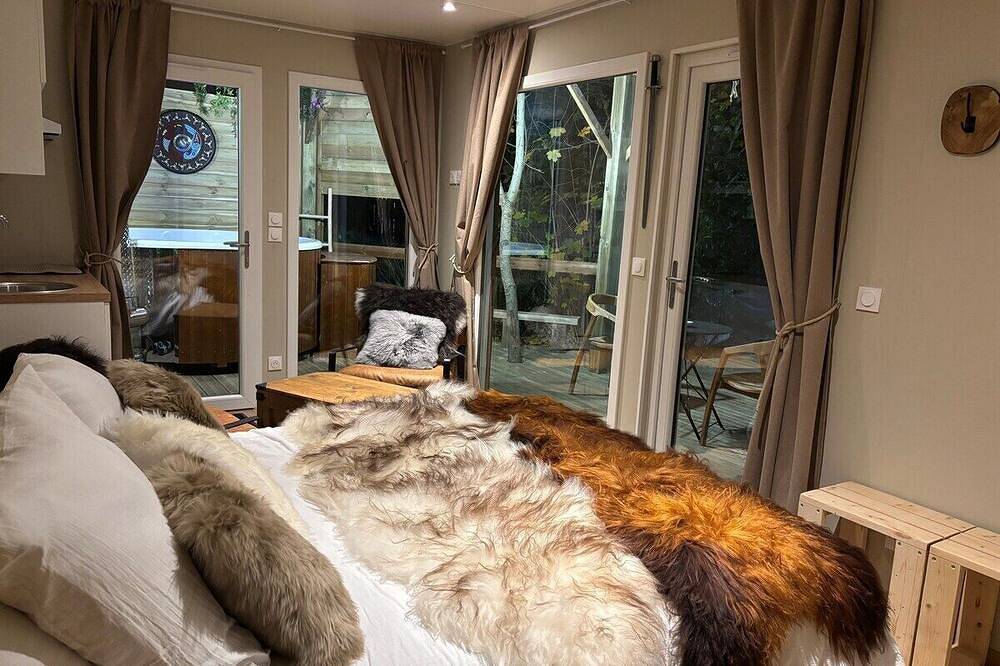 Lodge Valhalla avec Repas et petit-déjeuner inclus in Zuydcoote, Côte des dunes de Flandres