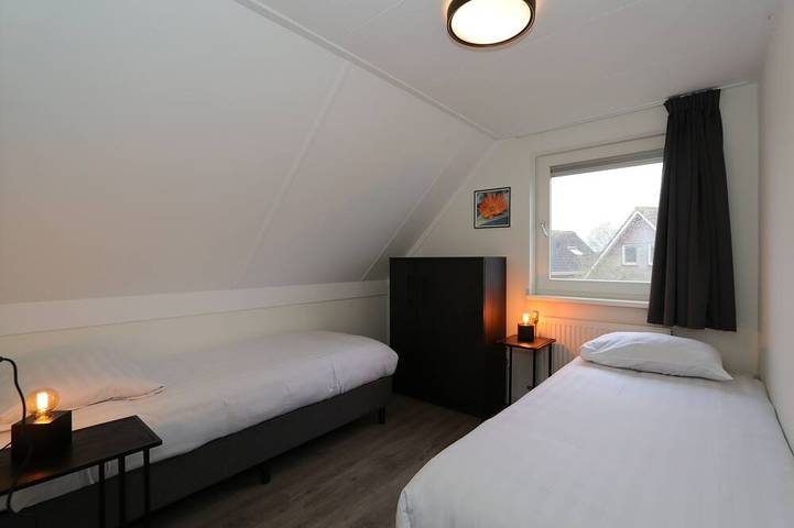 Bungalow für 6 Personen, mit Terrasse in Medemblik - 4