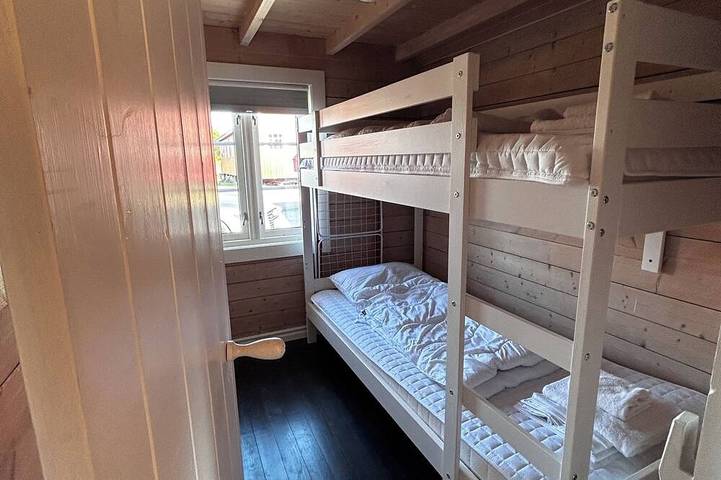 Blockhütte für 4 Personen, mit Terrasse auf den Lofoten - 3