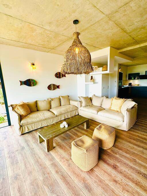 Villa pour 8 personnes, avec vue et piscine ainsi que terrasse et jardin dans Fautea - 2