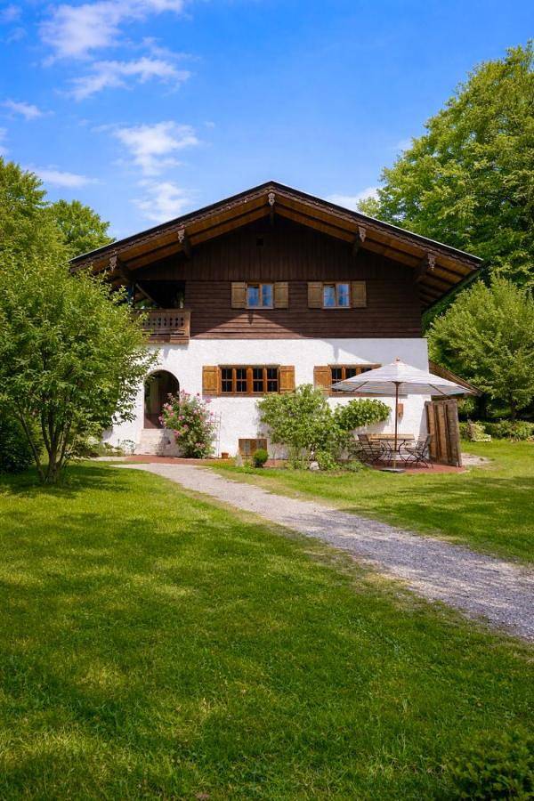 Chalet für 6 Personen, mit Ausblick und Sauna sowie Garten in Bayrischzell