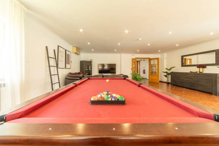 Chalet para 24 personas, con Balcón y Jacuzzi además de Jardín y Sauna en Lisboa y alrededores - 4