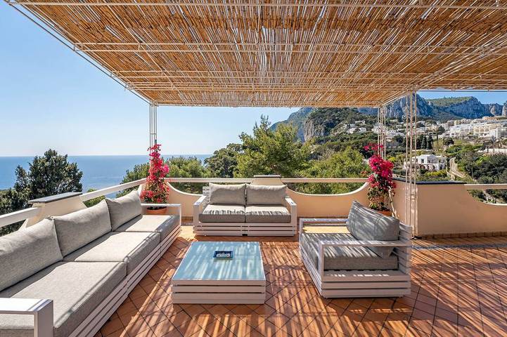 Apartment for 6 people, with terrace in Capri