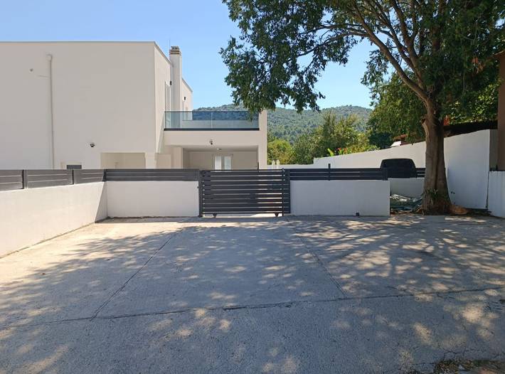 Ferienhaus für 6 Personen, mit Balkon und Garten