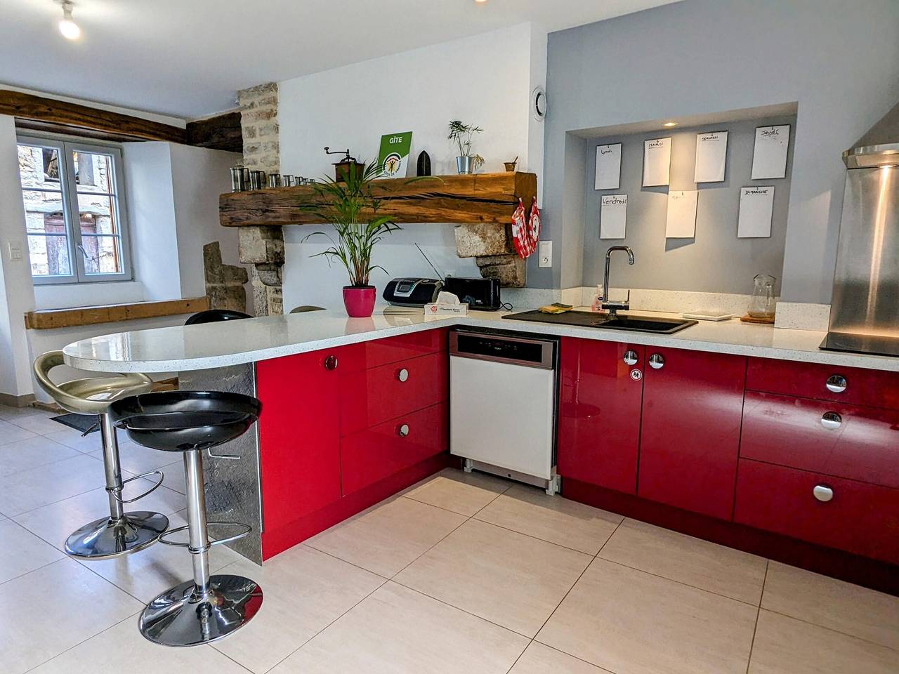 Gîte rénové à Bèze, 2 chambres, wifi, proche Dijon in Bèze (homonymie), Région de Dijon