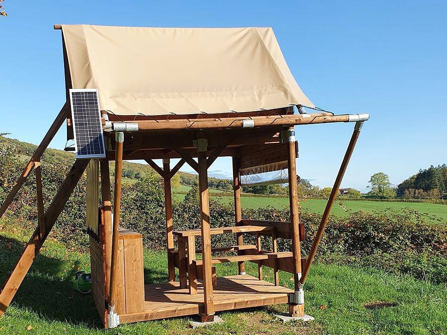 Camping Lac de Saint-Point Lamartine - Safarizelt 2 personen - Standard Biwakzelt - 5m² in Mouthe-Lac et Mont d’Or, Doubs