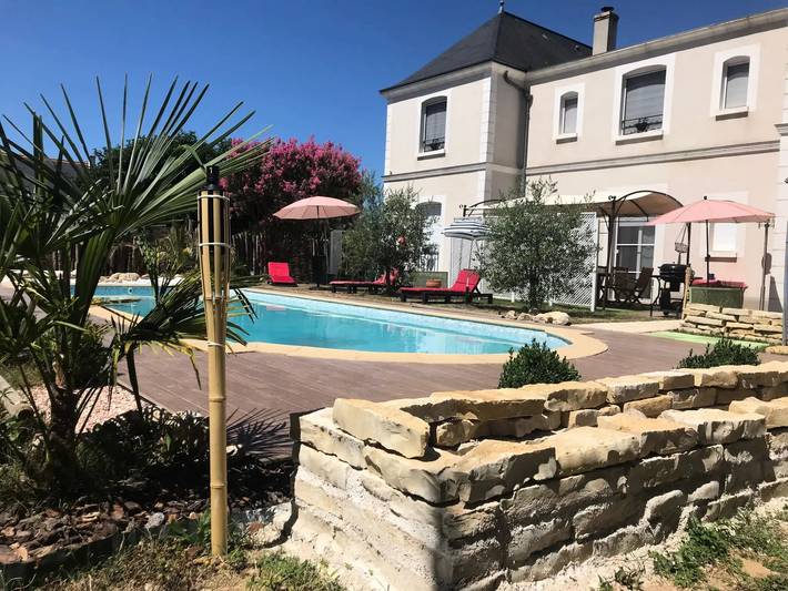 Maison de vacances pour 10 personnes, avec jardin et piscine à Saint-Cyr-sur-Loire