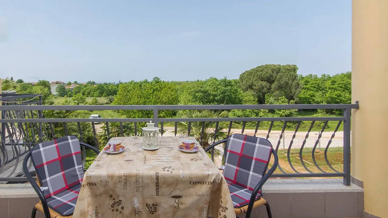 Ganze Ferienwohnung, Ferienwohnung für 2 Personen (44 m²) in Poreč in Mali Maj, Grad Poreč