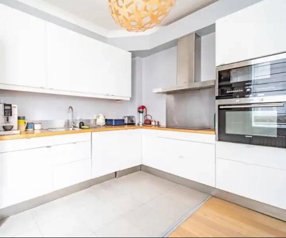 Three-Bedroom House in Maisons-Alfort, Val-de-Marne